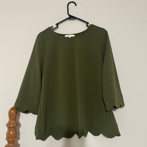 Olive Green Scalloped Women's Top - Picture 2 of 2